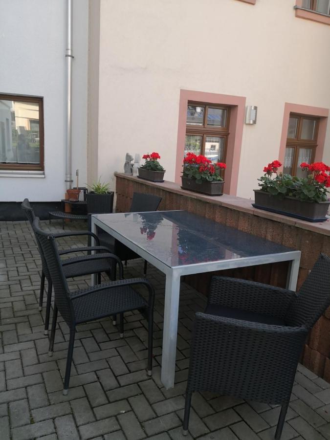 Ferienwohnung Winzer 1 อันนาแบร์ก-บุคโฮลซ์ ภายนอก รูปภาพ